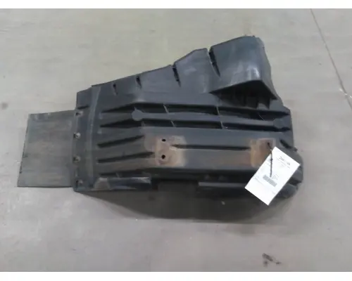 INTERNATIONAL LT FENDER, QUARTERHALF REAR