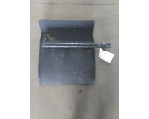 INTERNATIONAL LT FENDER, QUARTERHALF REAR