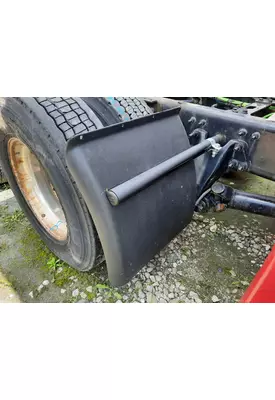 INTERNATIONAL LT FENDER, QUARTER/HALF REAR