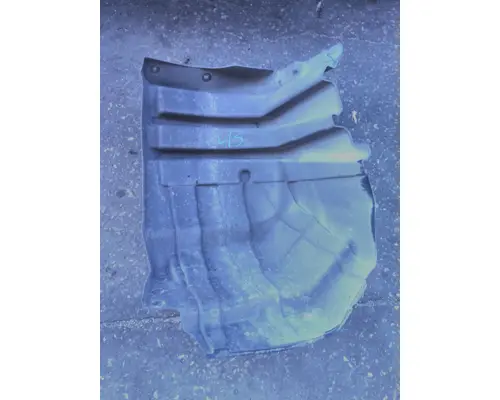 INTERNATIONAL LT FENDER, SPLASH SHIELDGUARD