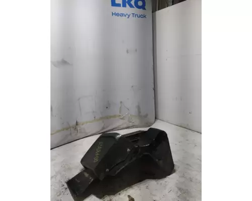 INTERNATIONAL LT FENDER, SPLASH SHIELDGUARD