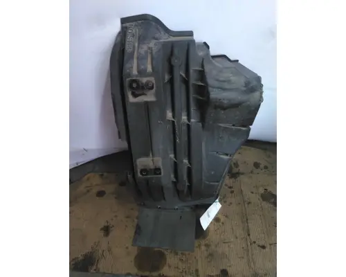 INTERNATIONAL LT FENDER, SPLASH SHIELDGUARD
