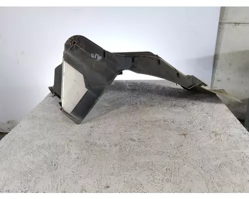 INTERNATIONAL LT FENDER, SPLASH SHIELDGUARD