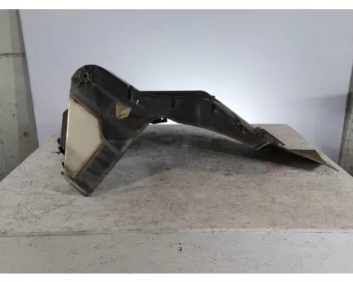 INTERNATIONAL LT FENDER, SPLASH SHIELDGUARD