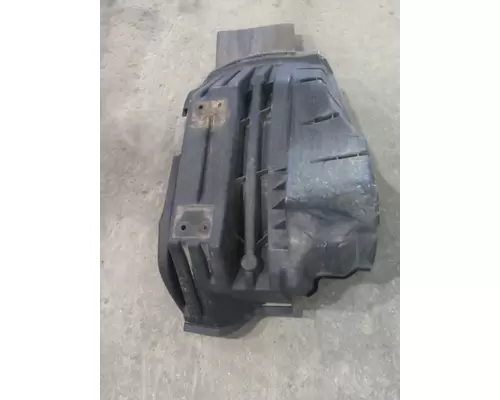 INTERNATIONAL LT FENDER, SPLASH SHIELDGUARD