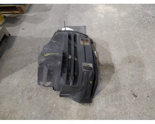 INTERNATIONAL LT FENDER, SPLASH SHIELDGUARD