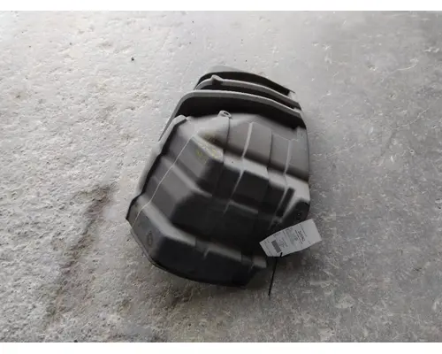 INTERNATIONAL LT FENDER, SPLASH SHIELDGUARD