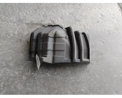 INTERNATIONAL LT FENDER, SPLASH SHIELDGUARD
