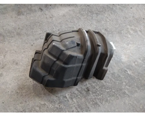 INTERNATIONAL LT FENDER, SPLASH SHIELDGUARD