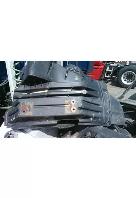 INTERNATIONAL LT FENDER, SPLASH SHIELD/GUARD