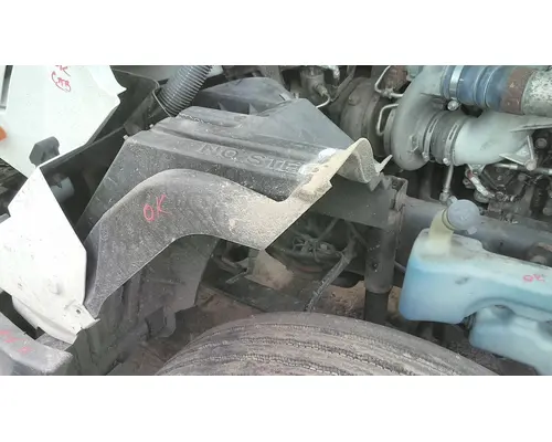 INTERNATIONAL LT FENDER, SPLASH SHIELDGUARD