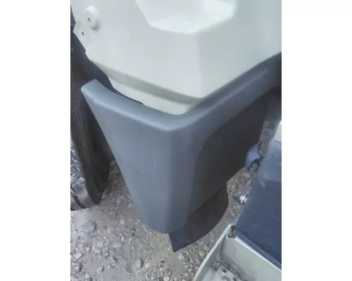 INTERNATIONAL LT FENDER EXTENSION