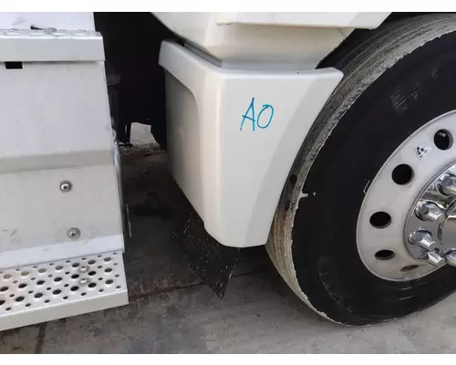 INTERNATIONAL LT FENDER EXTENSION