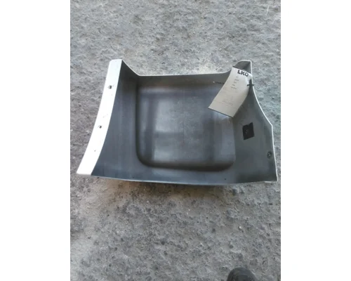 INTERNATIONAL LT FENDER EXTENSION