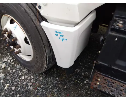 INTERNATIONAL LT FENDER EXTENSION