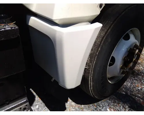 INTERNATIONAL LT FENDER EXTENSION