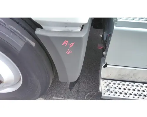 INTERNATIONAL LT FENDER EXTENSION