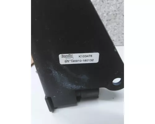 INTERNATIONAL LT FOOT PEDAL
