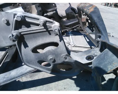 INTERNATIONAL LT FRAME HORN