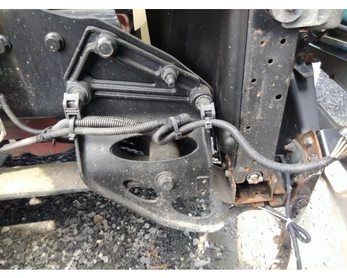 INTERNATIONAL LT FRAME HORN