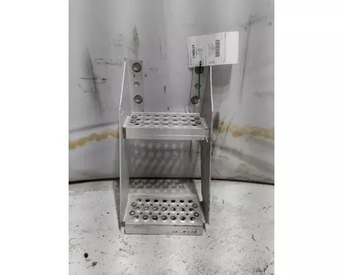 INTERNATIONAL LT FRAME STEP