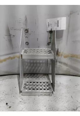 INTERNATIONAL LT FRAME STEP