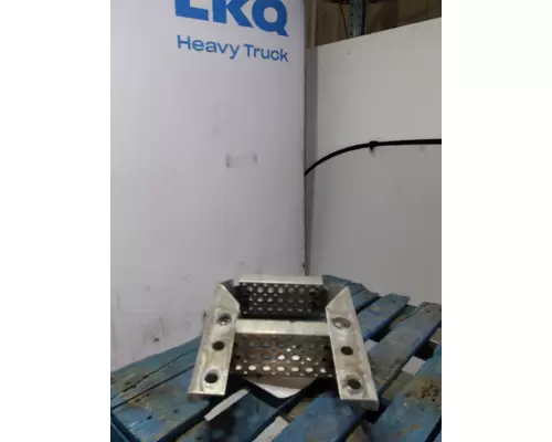 INTERNATIONAL LT FRAME STEP
