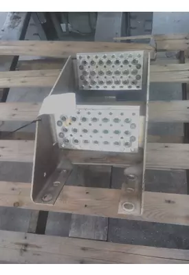 INTERNATIONAL LT FRAME STEP