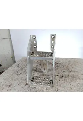 INTERNATIONAL LT FRAME STEP