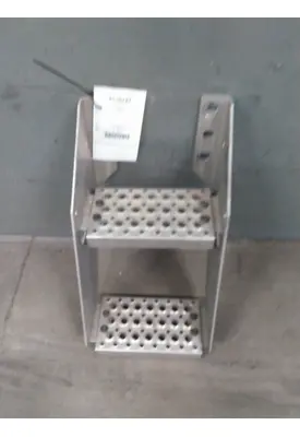 INTERNATIONAL LT FRAME STEP