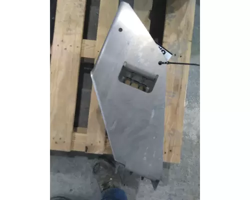 INTERNATIONAL LT FRAME STEP