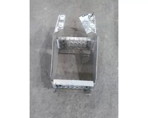 INTERNATIONAL LT FRAME STEP