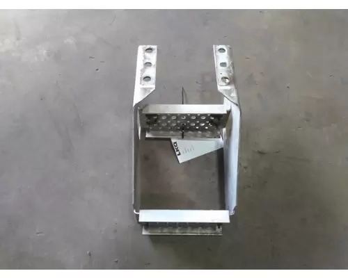 INTERNATIONAL LT FRAME STEP