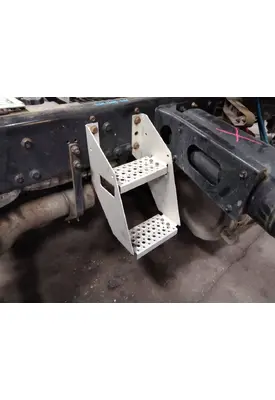 INTERNATIONAL LT FRAME STEP