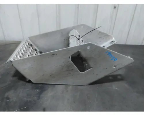 INTERNATIONAL LT FRAME STEP