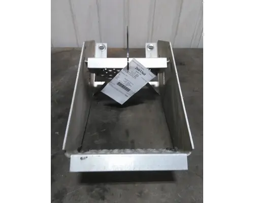 INTERNATIONAL LT FRAME STEP