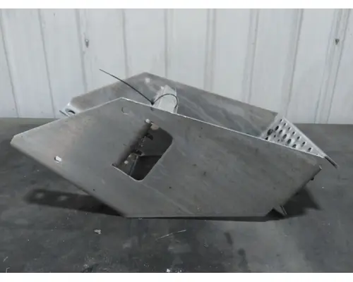 INTERNATIONAL LT FRAME STEP