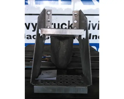 INTERNATIONAL LT FRAME STEP