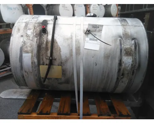 INTERNATIONAL LT FUEL TANK