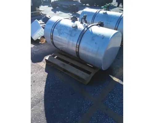 INTERNATIONAL LT FUEL TANK