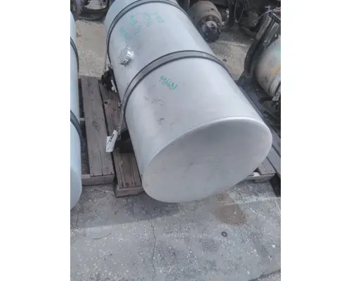 INTERNATIONAL LT FUEL TANK