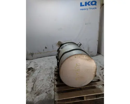 INTERNATIONAL LT FUEL TANK