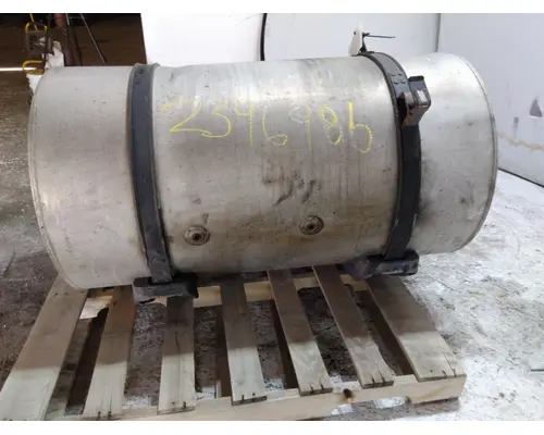 INTERNATIONAL LT FUEL TANK