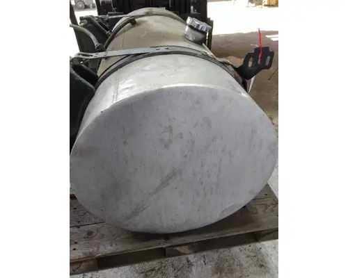 INTERNATIONAL LT FUEL TANK