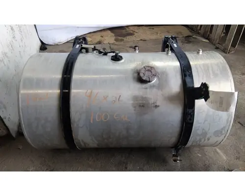 INTERNATIONAL LT FUEL TANK