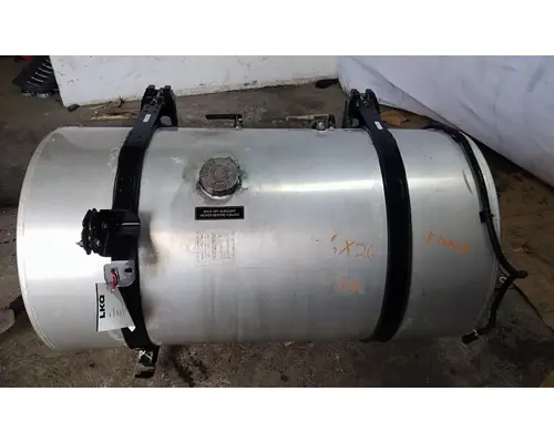 INTERNATIONAL LT FUEL TANK