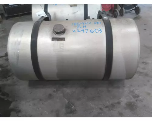 INTERNATIONAL LT FUEL TANK