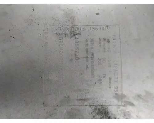 INTERNATIONAL LT FUEL TANK