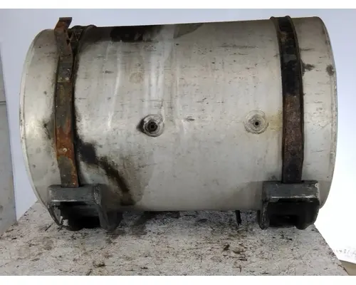 INTERNATIONAL LT FUEL TANK