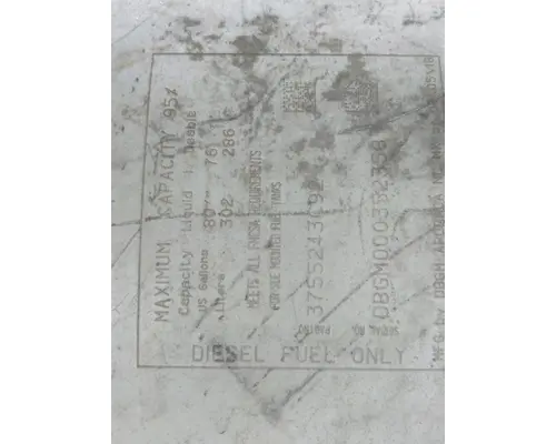 INTERNATIONAL LT FUEL TANK